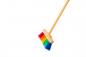 Preview: Kinderbesen mit buntem Besatz in Regenbogenoptik, stehend.